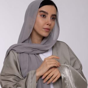 M649, female model
